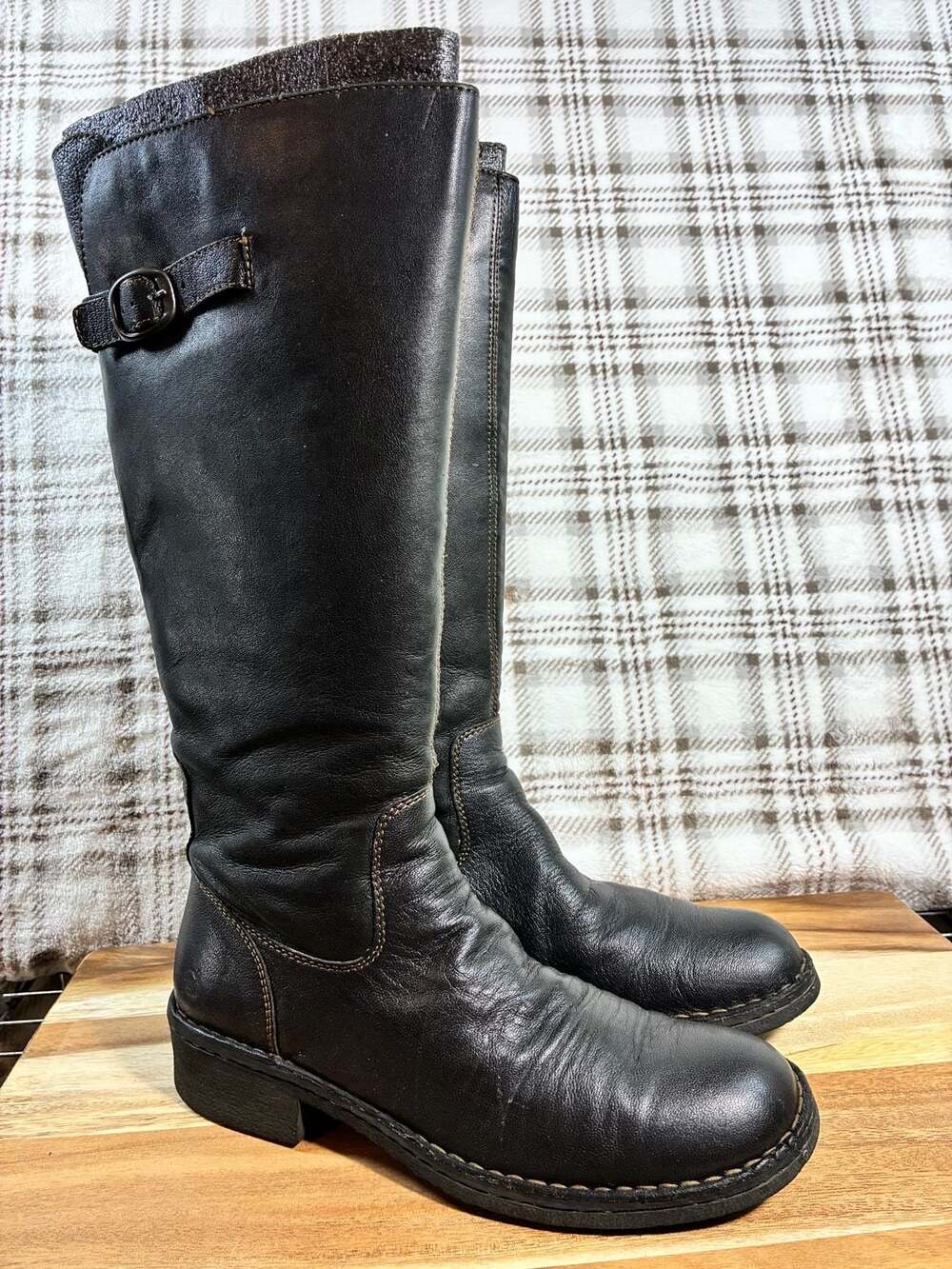 Born Tall Knee High Boots Size 10 Black Leather Riding Buckle Strap